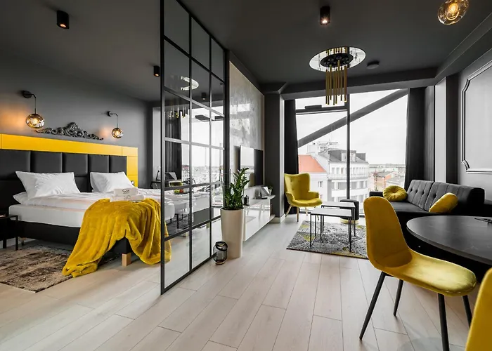 Q18 Aparthotel