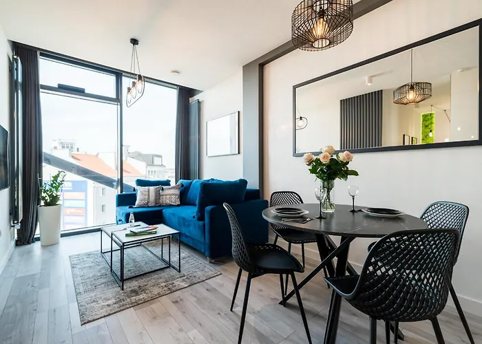 Q18 Aparthotel